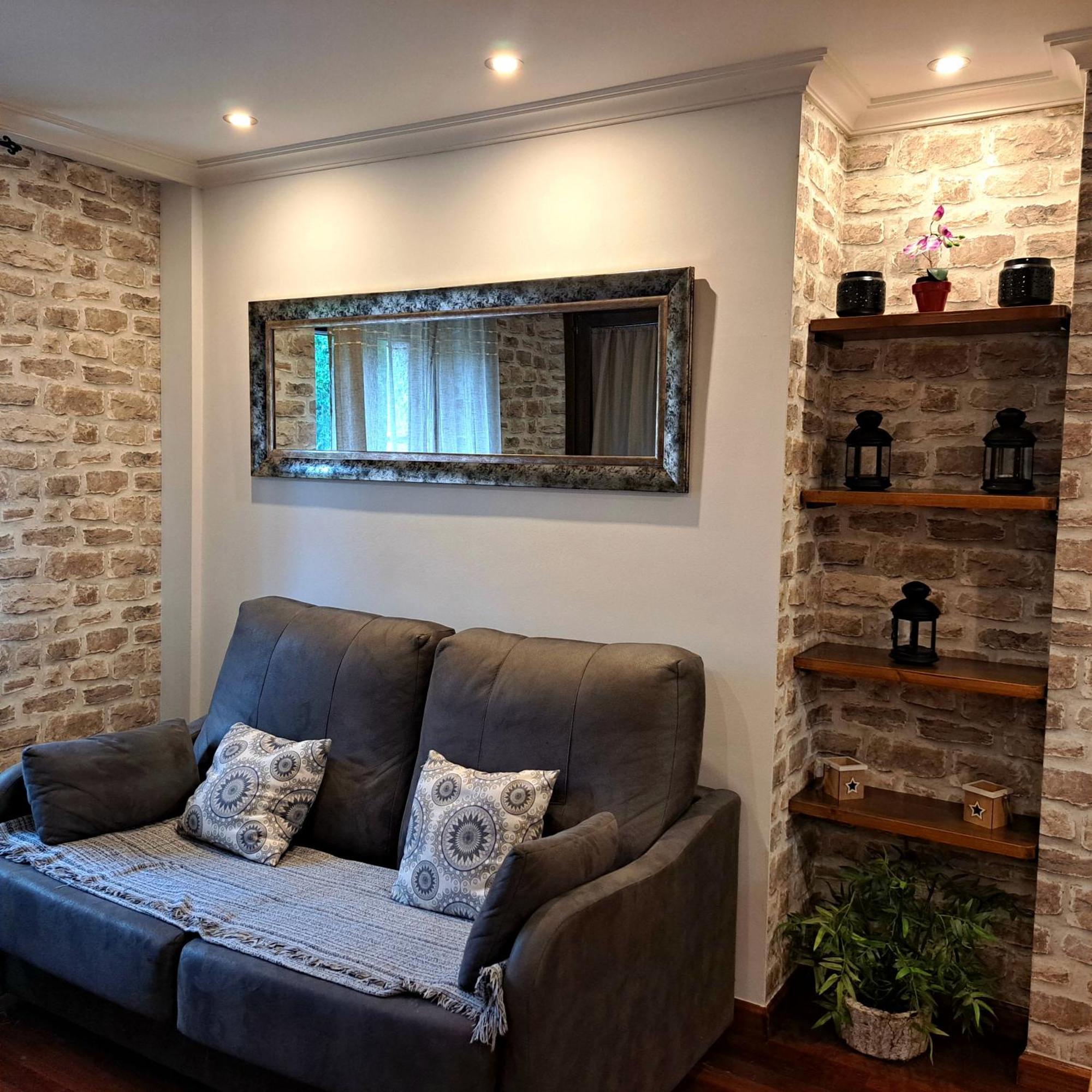 Apartamento Con Terraza Al Puente Romano กังกัส เด โอนิส ภายนอก รูปภาพ
